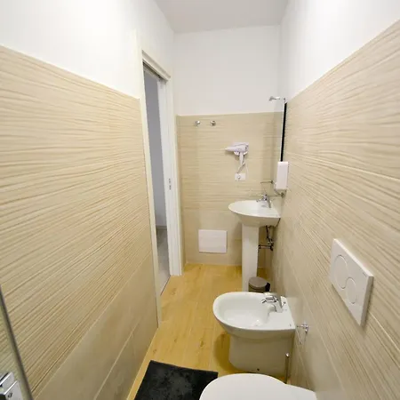 Alessia Apartament Bolonia