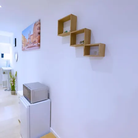 Alessia Apartament Bolonia