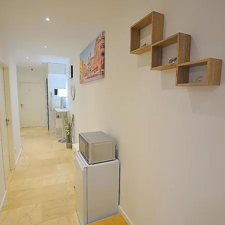 Alessia Apartament Bolonia